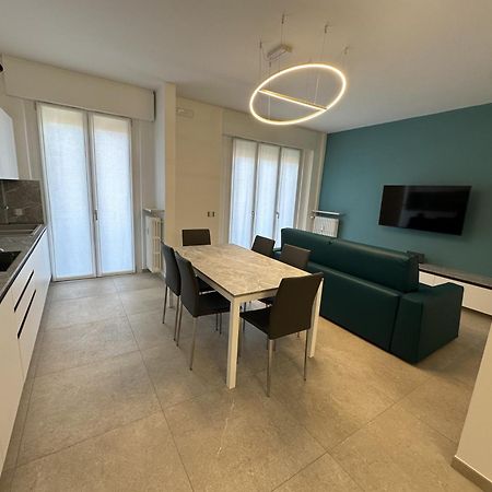 Appartamento Deluxe Fronte Ospedale เลนญาโก ภายนอก รูปภาพ