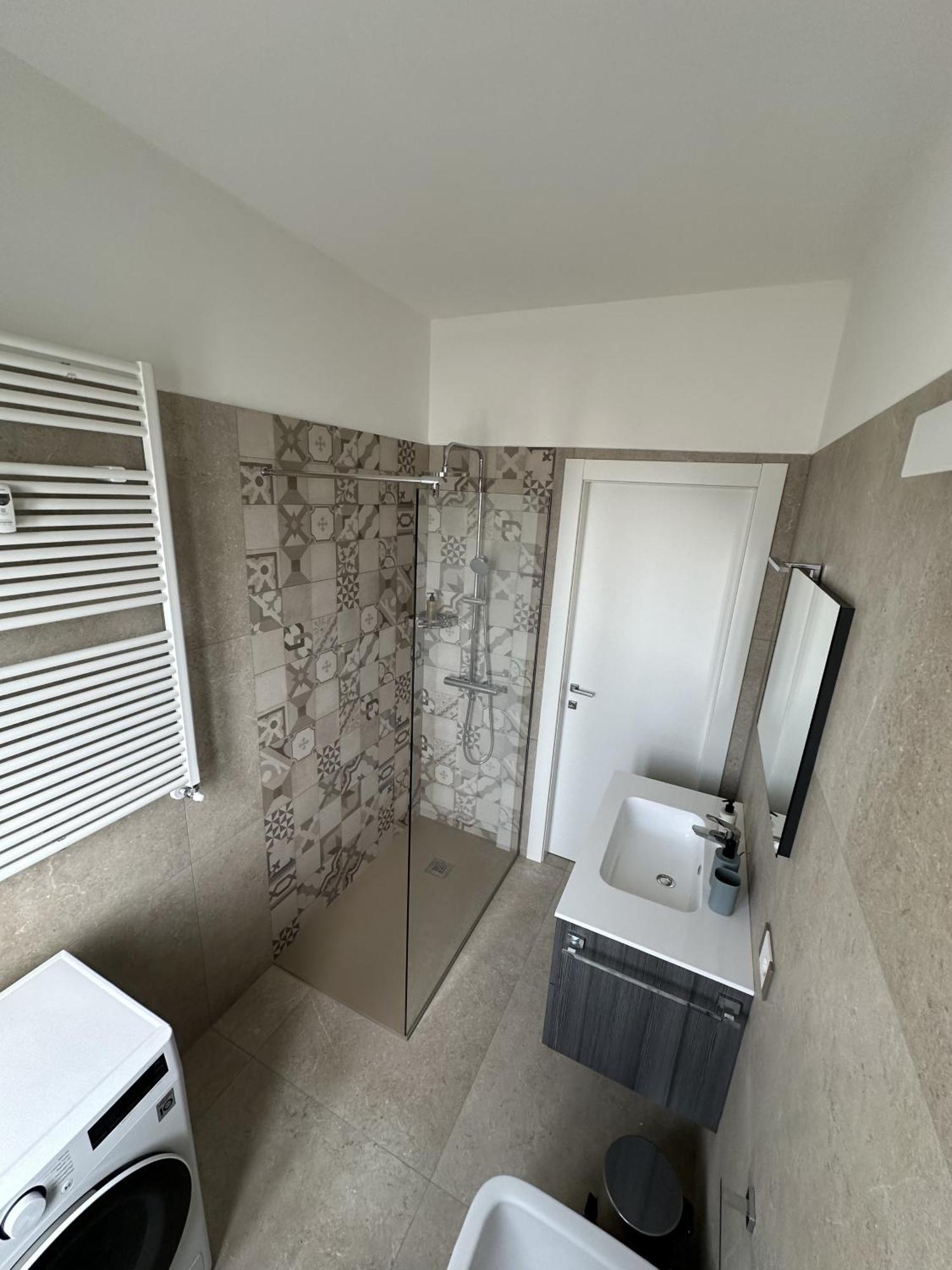 Appartamento Deluxe Fronte Ospedale เลนญาโก ภายนอก รูปภาพ