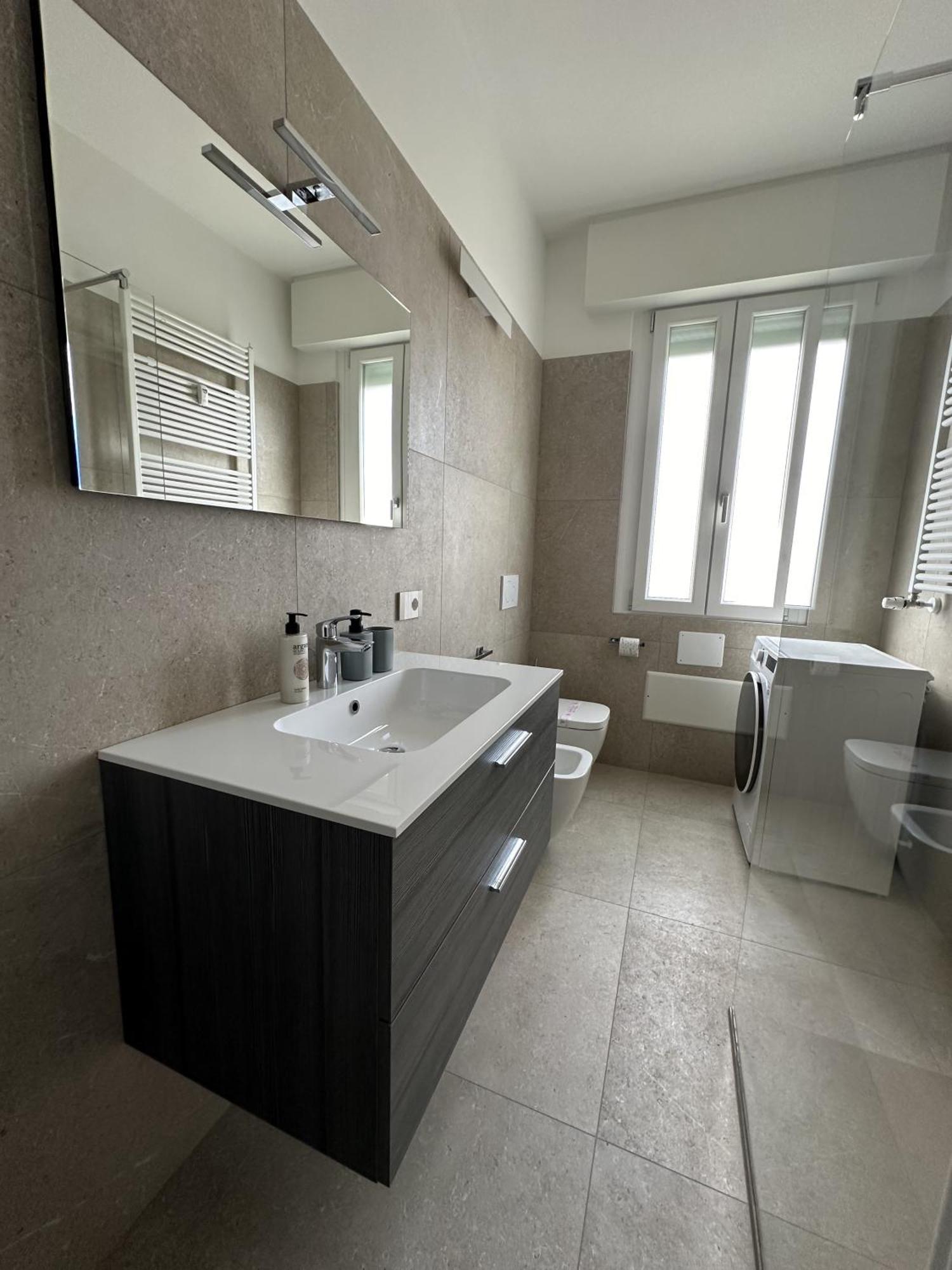 Appartamento Deluxe Fronte Ospedale เลนญาโก ภายนอก รูปภาพ