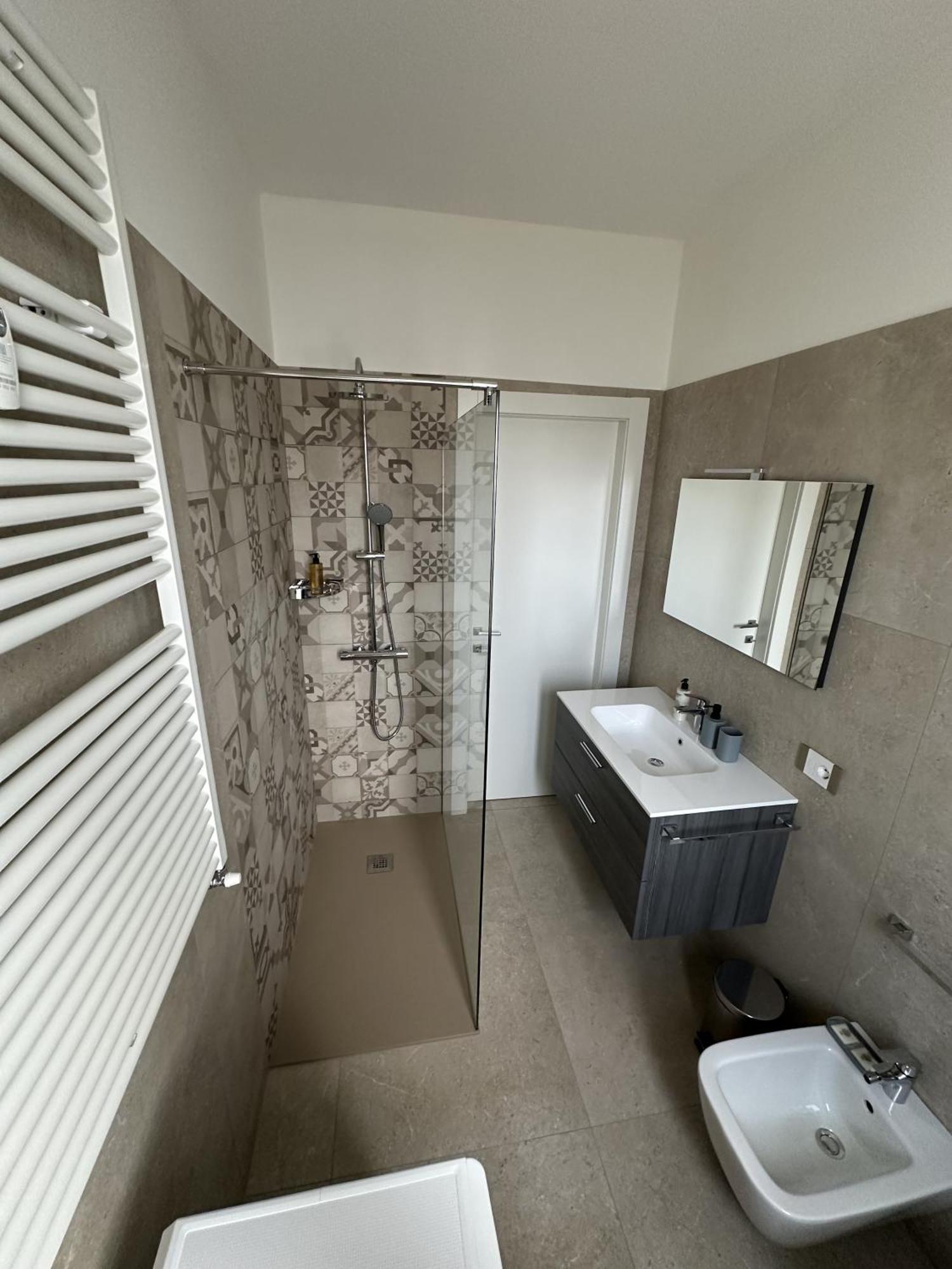 Appartamento Deluxe Fronte Ospedale เลนญาโก ภายนอก รูปภาพ